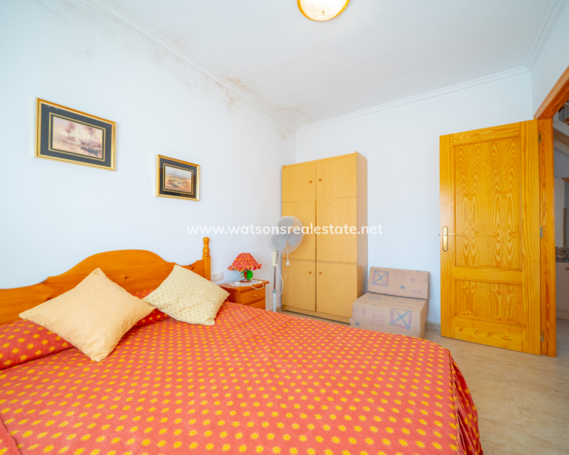 Resale - Terraced - Urb. La Marina