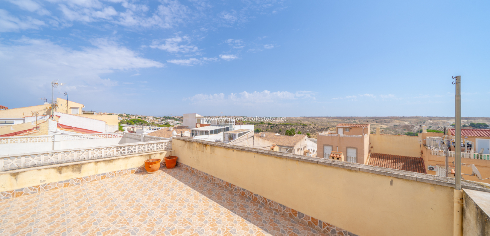 Resale - Terraced - Urb. La Marina