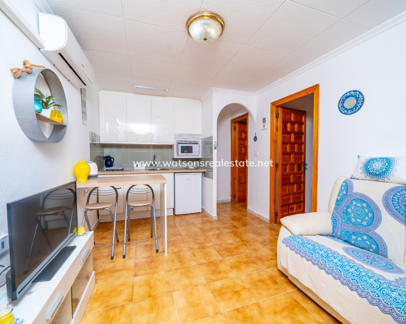 Resale - Terraced - Urb. La Marina