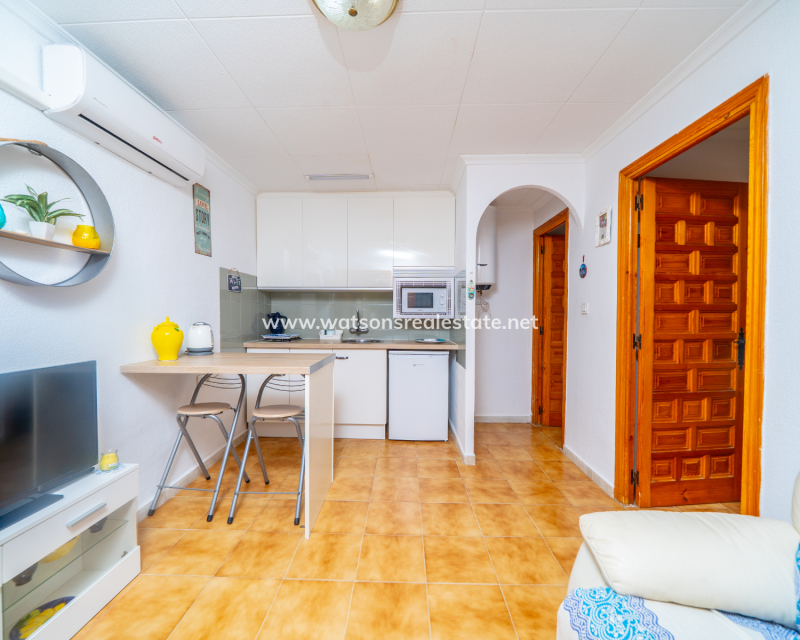 Resale - Terraced - Urb. La Marina