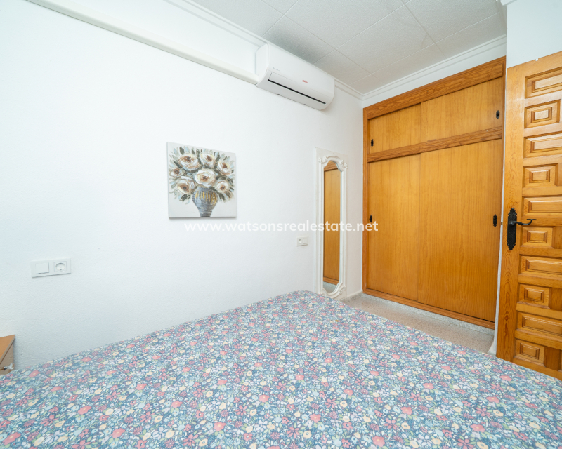 Resale - Terraced - Urb. La Marina