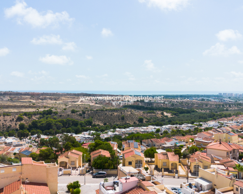 Resale - Terraced - Urb. La Marina