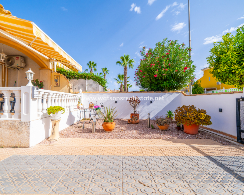 Resale - Terraced - Urb. La Marina