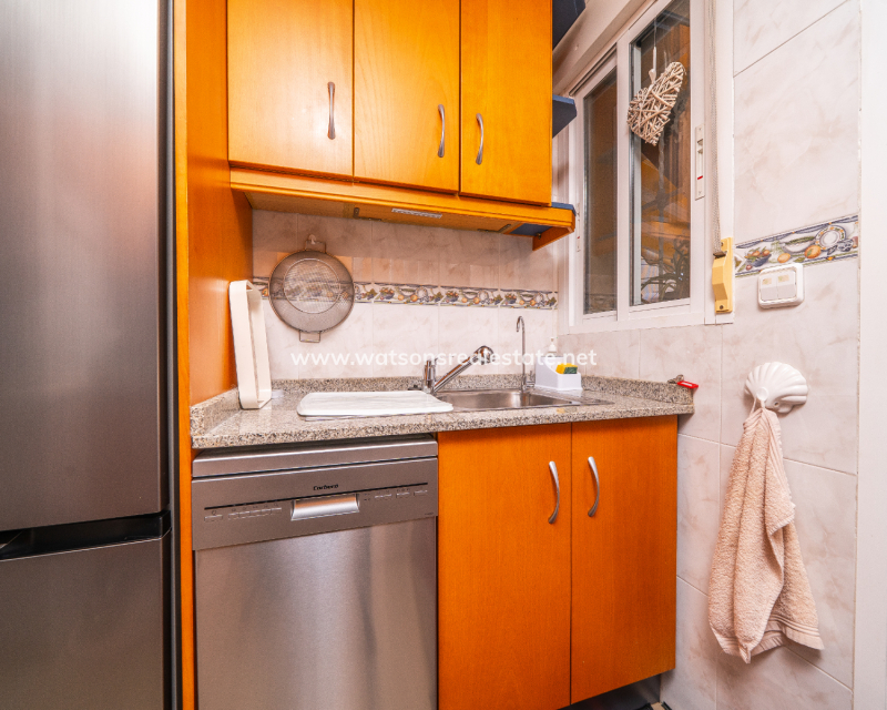 Resale - Terraced - Urb. La Marina