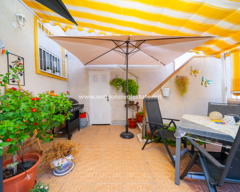 Resale - Terraced - Urb. La Marina