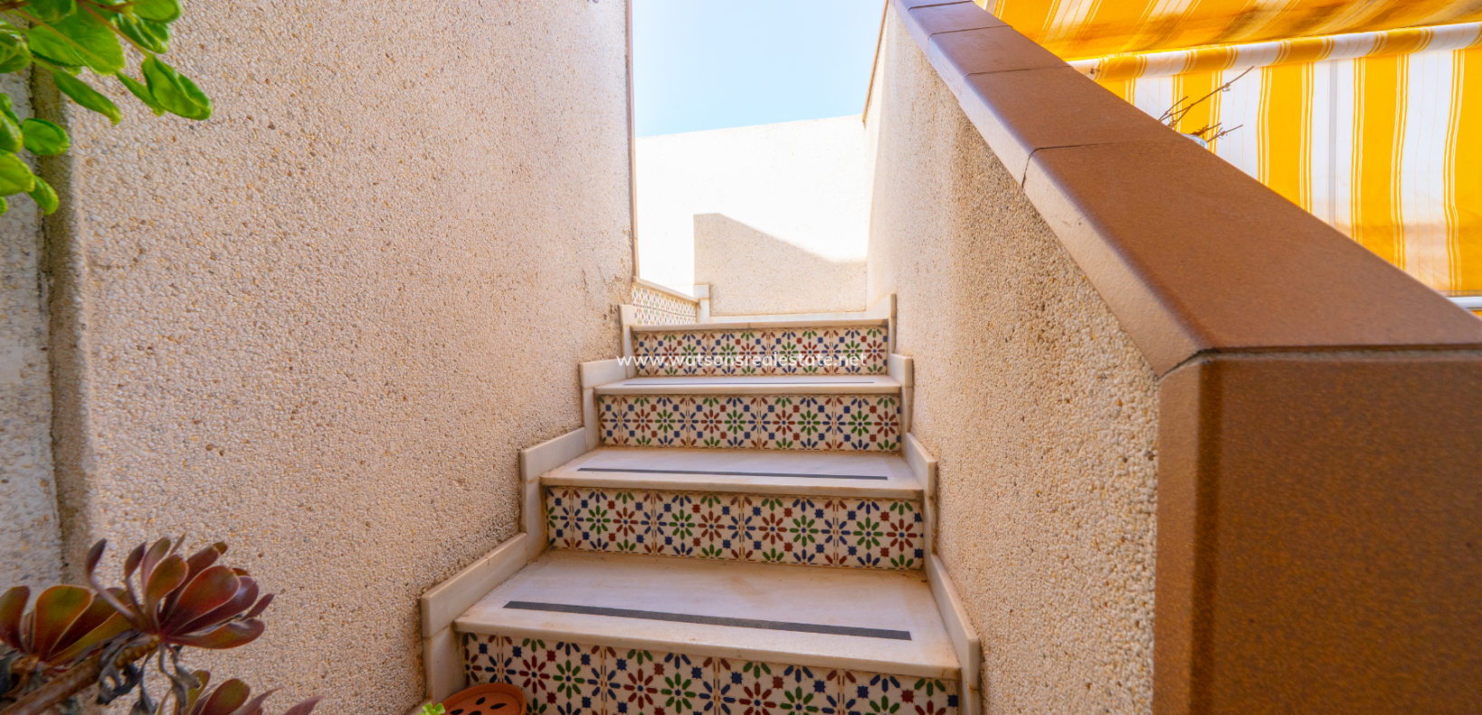 Resale - Terraced - Urb. La Marina