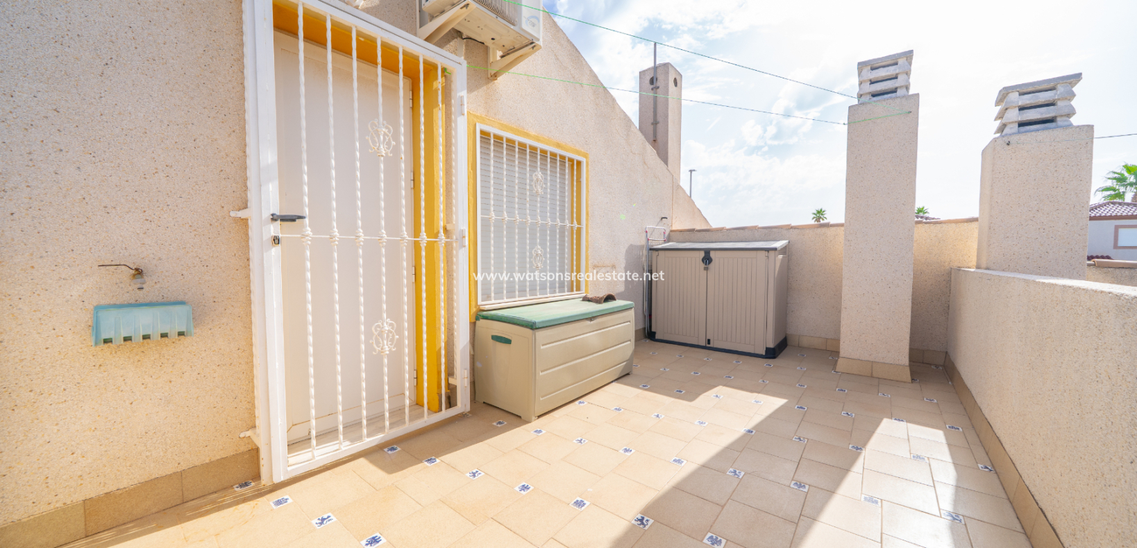 Resale - Terraced - Urb. La Marina