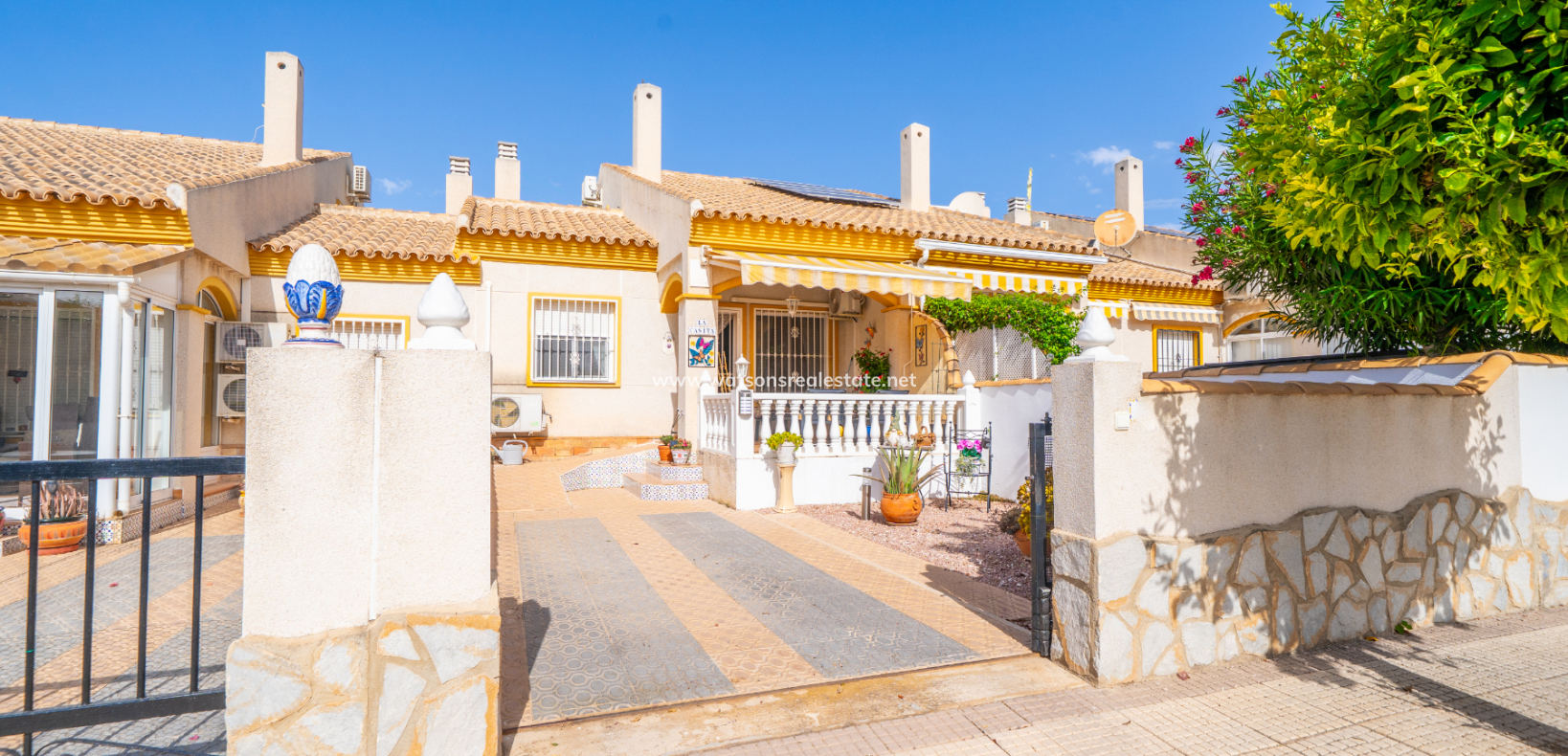 Resale - Terraced - Urb. La Marina
