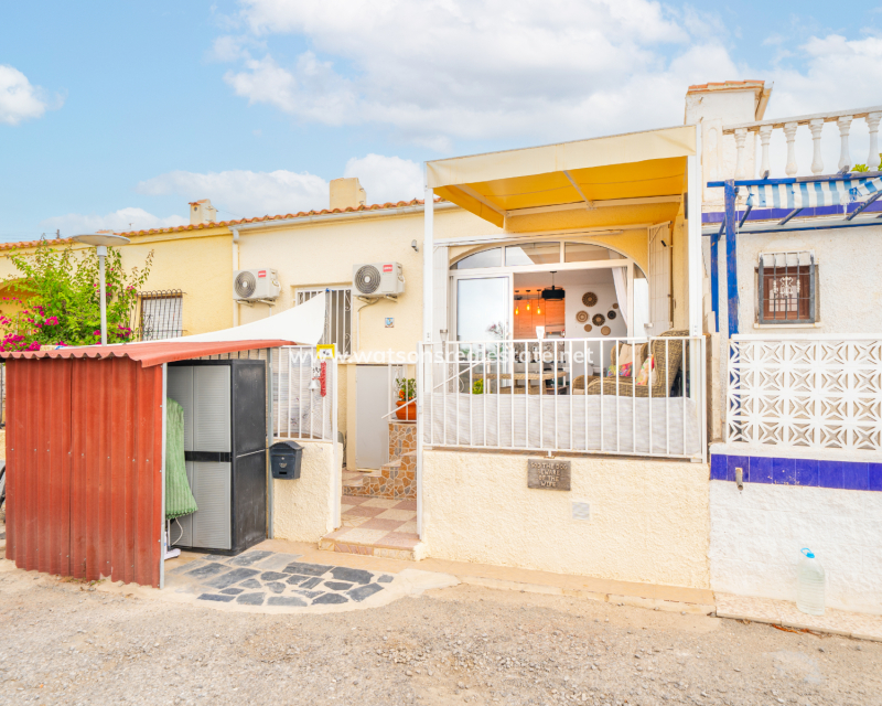 Resale - Terraced - Urb. La Marina
