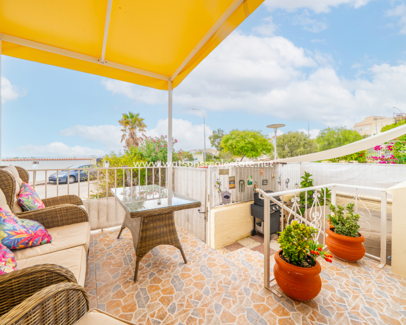 Resale - Terraced - Urb. La Marina