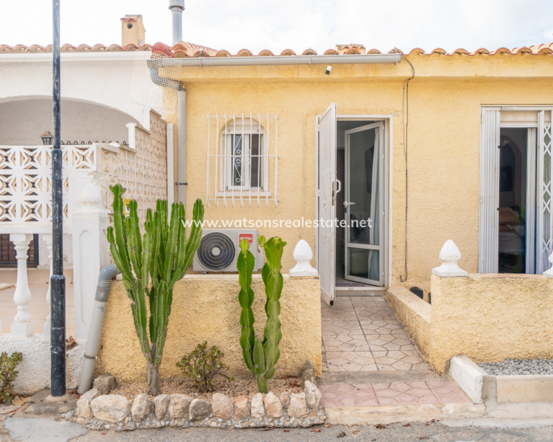Resale - Terraced - Urb. La Marina