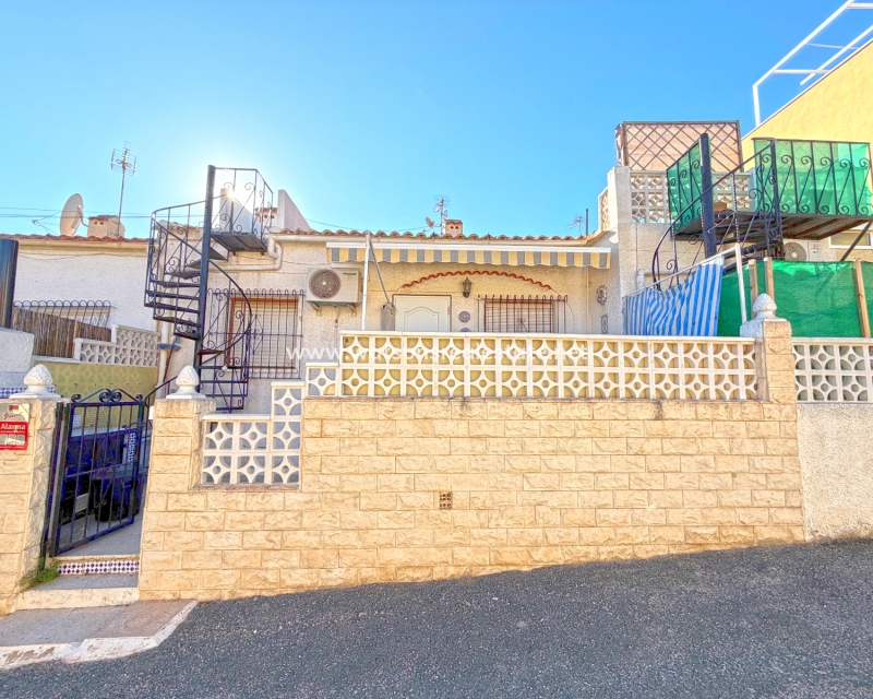 Resale - Terraced - Urb. La Marina