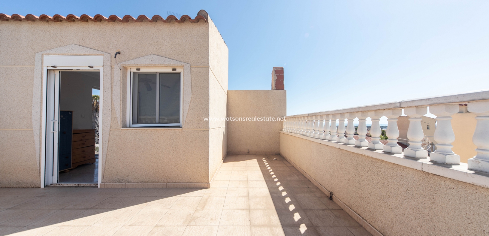 Resale - Terraced - Urb. La Marina