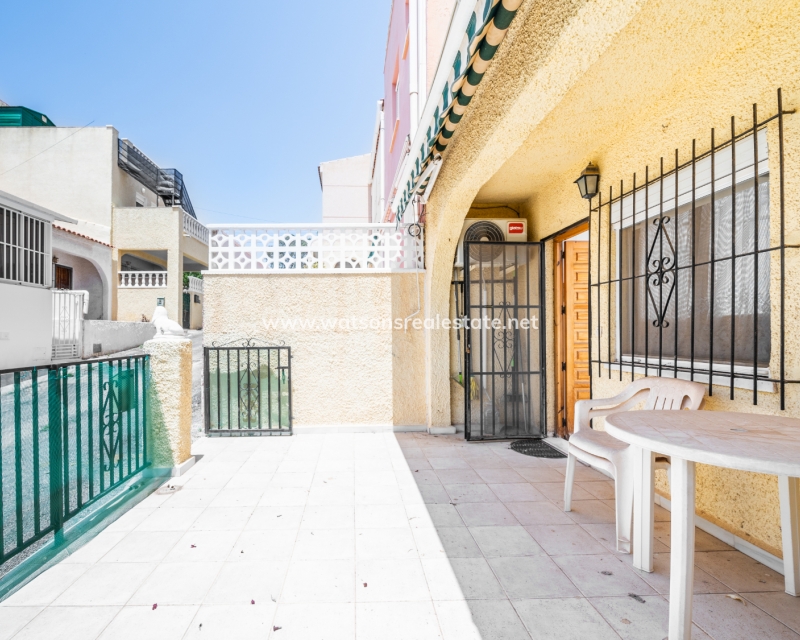 Resale - Terraced - Urb. La Marina