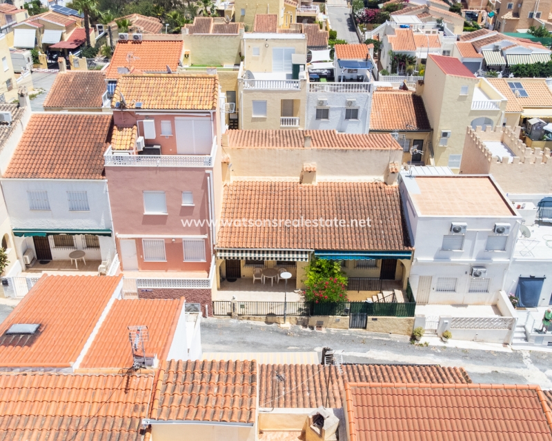 Resale - Terraced - Urb. La Marina