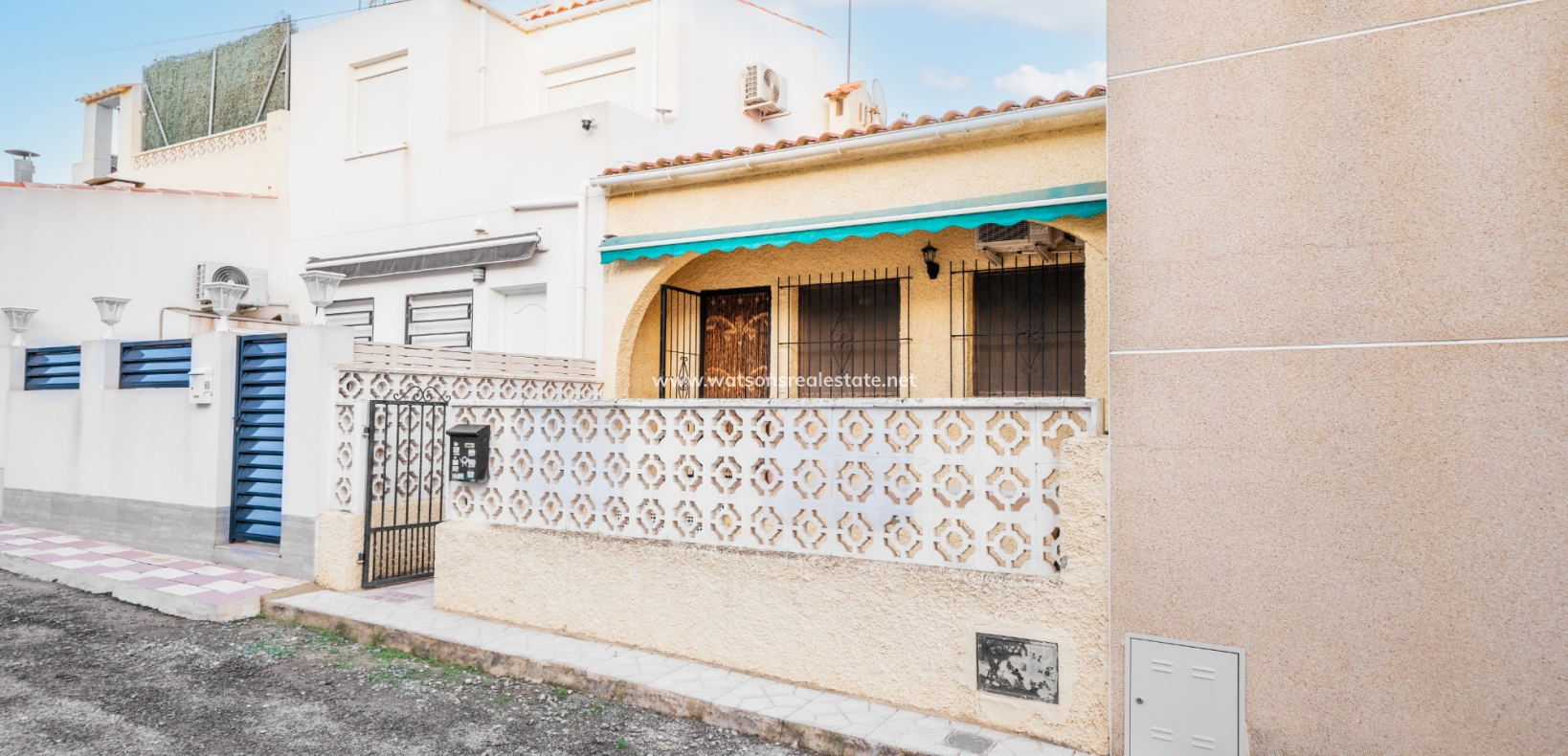 Resale - Terraced - Urb. La Marina