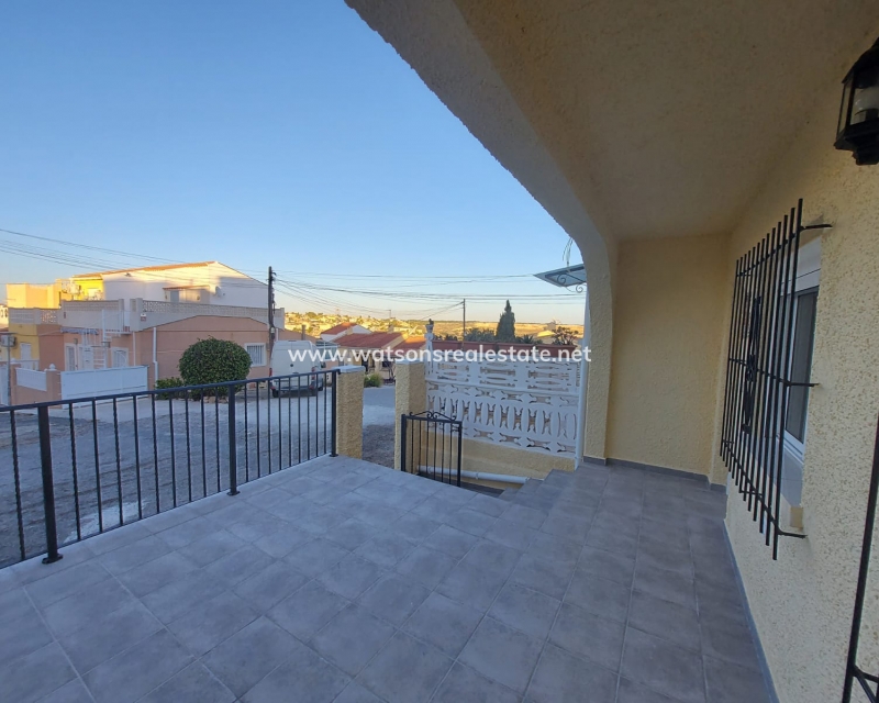 Resale - Terraced - Urb. La Marina