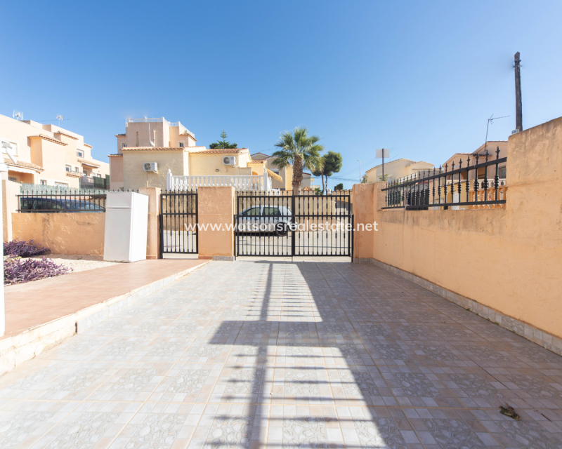 Revente - Jumelé - Urb. La Marina