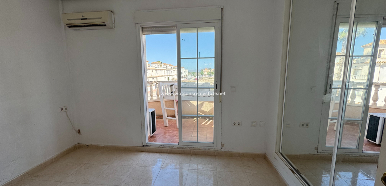 Revente - Maison Individuelle - Urb. El Oasis - La Marina