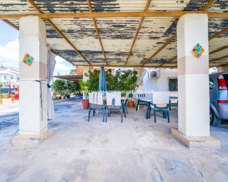 Revente - Maison Individuelle - Urb. El Oasis - La Marina