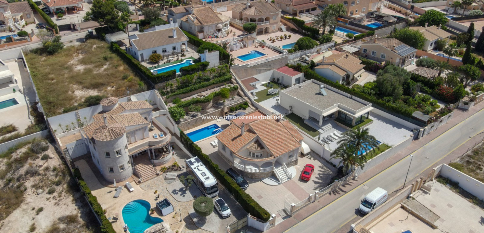 Revente - Maison Individuelle - Urb. La Escuera