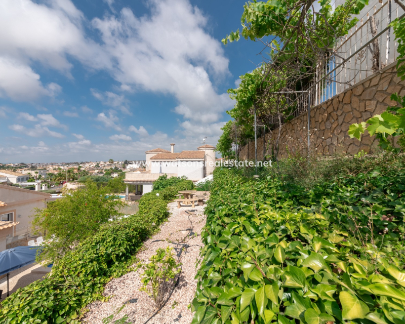 Revente - Maison Individuelle - Urb. La Escuera