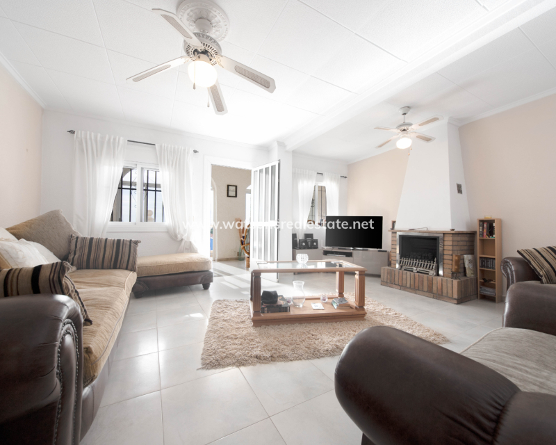 Revente - Maison Individuelle - Urb. La Marina