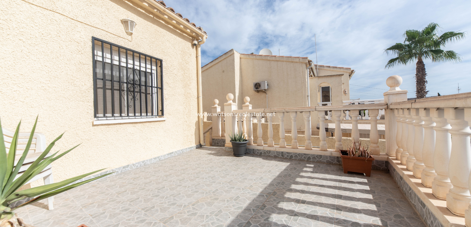 Revente - Maison Individuelle - Urb. La Marina