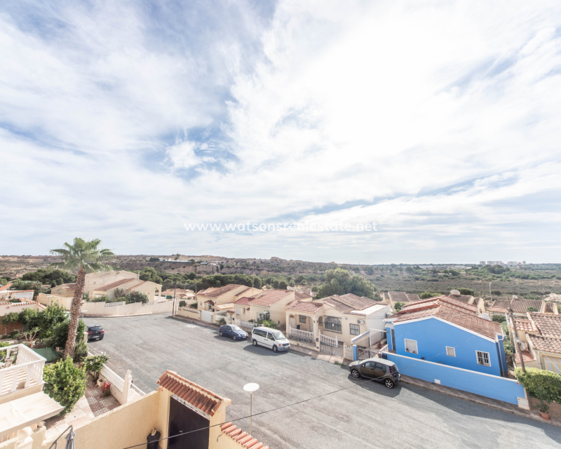 Revente - Maison Individuelle - Urb. La Marina