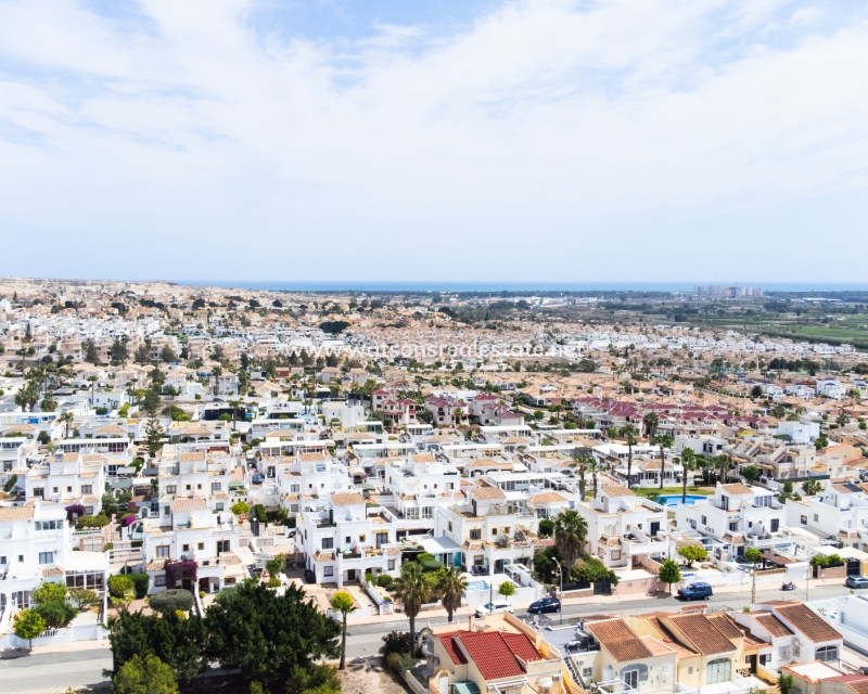 Revente - Maison Individuelle - Urb. La Marina