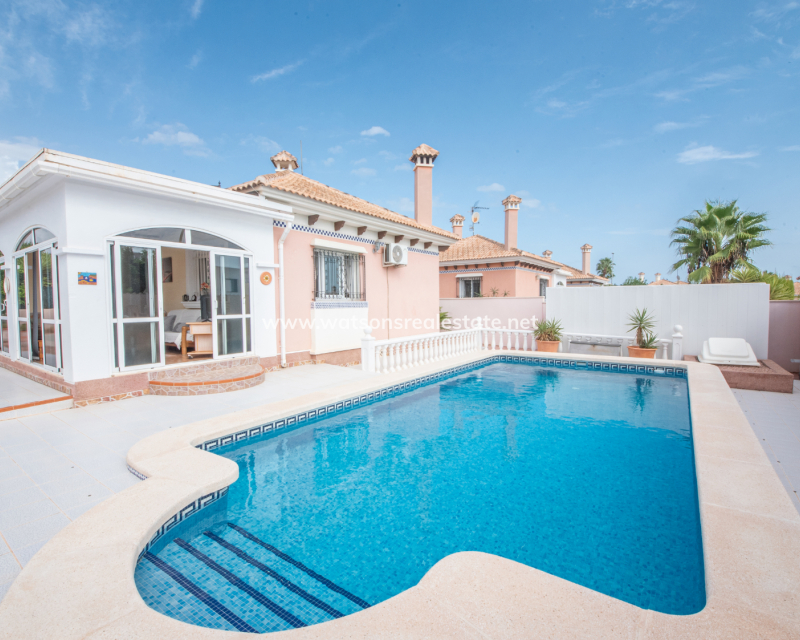 Revente - Maison Individuelle - Urb. La Marina