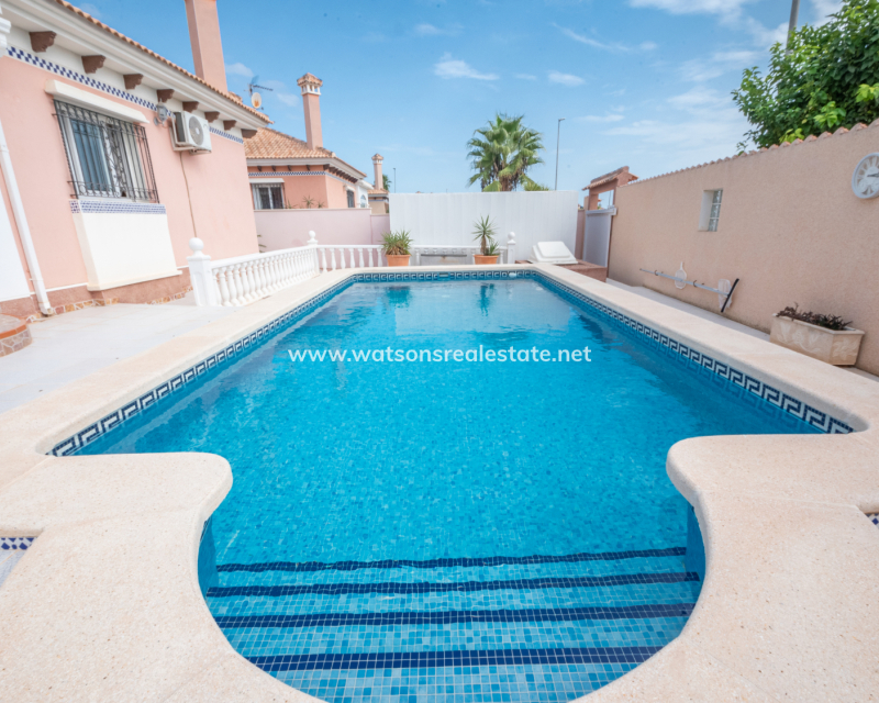 Revente - Maison Individuelle - Urb. La Marina