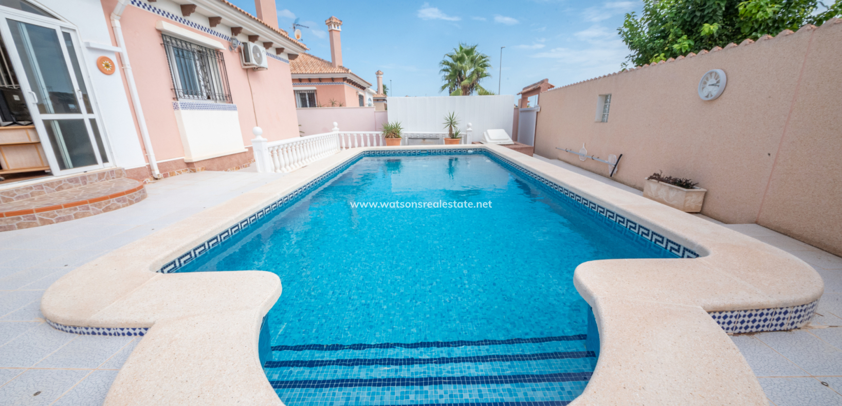 Revente - Maison Individuelle - Urb. La Marina