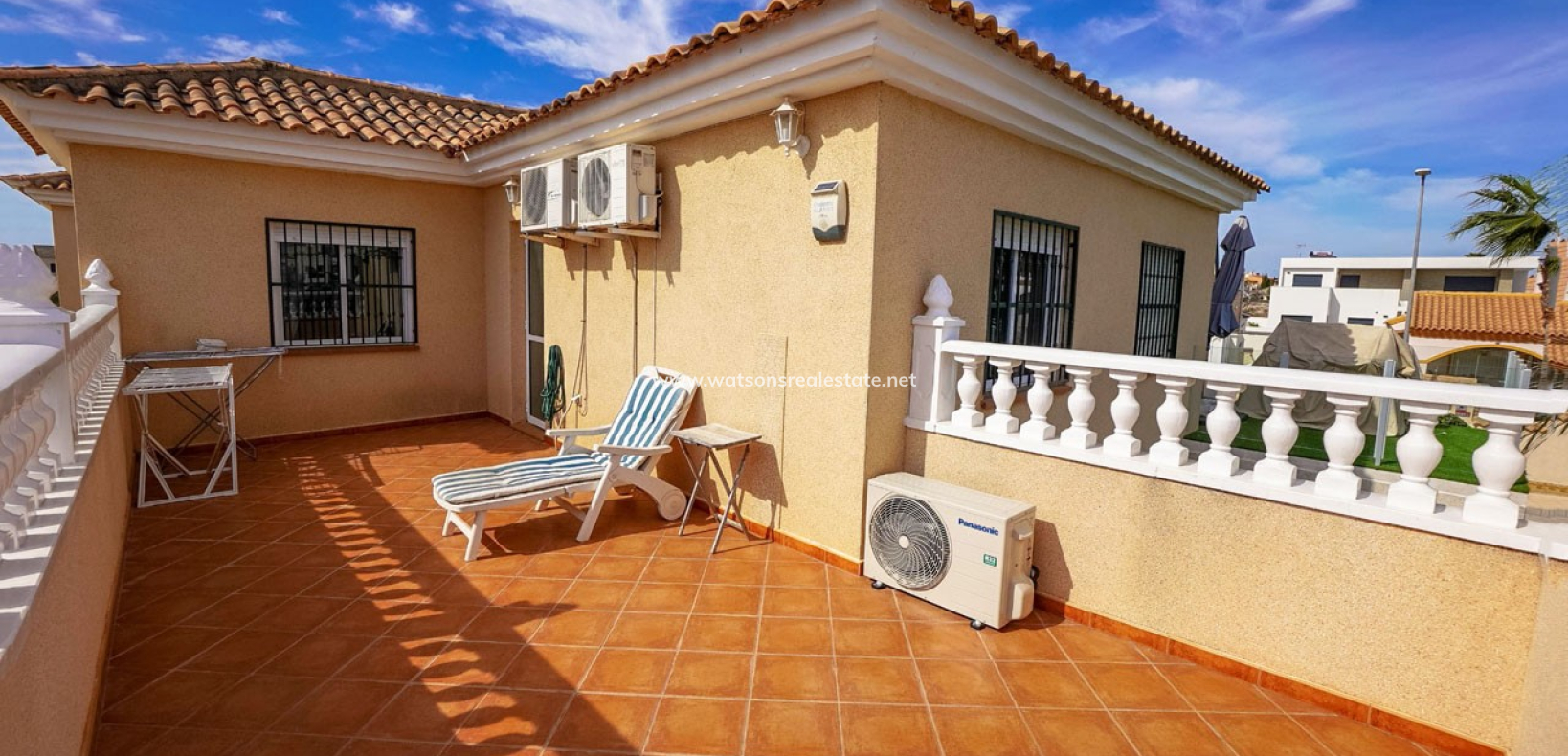 Revente - Maison Individuelle - Urb. La Marina
