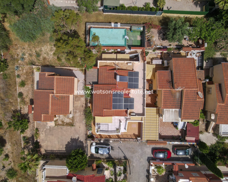 Revente - Maison Individuelle - Urb. La Marina