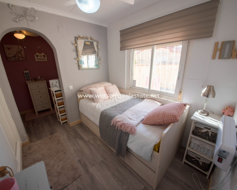 Revente - Maison Individuelle - Urb. La Marina