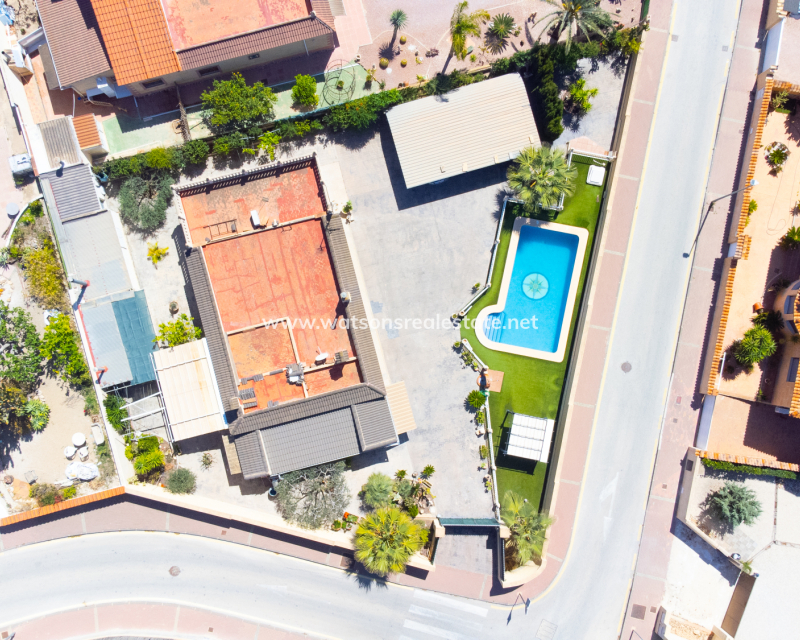 Revente - Maison Individuelle - Urb. La Marina
