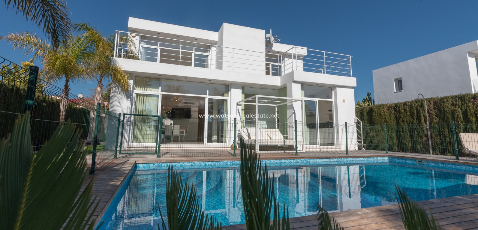 Revente - Maison Individuelle - Urb. La Marina