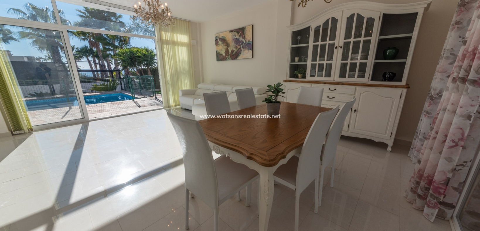 Revente - Maison Individuelle - Urb. La Marina