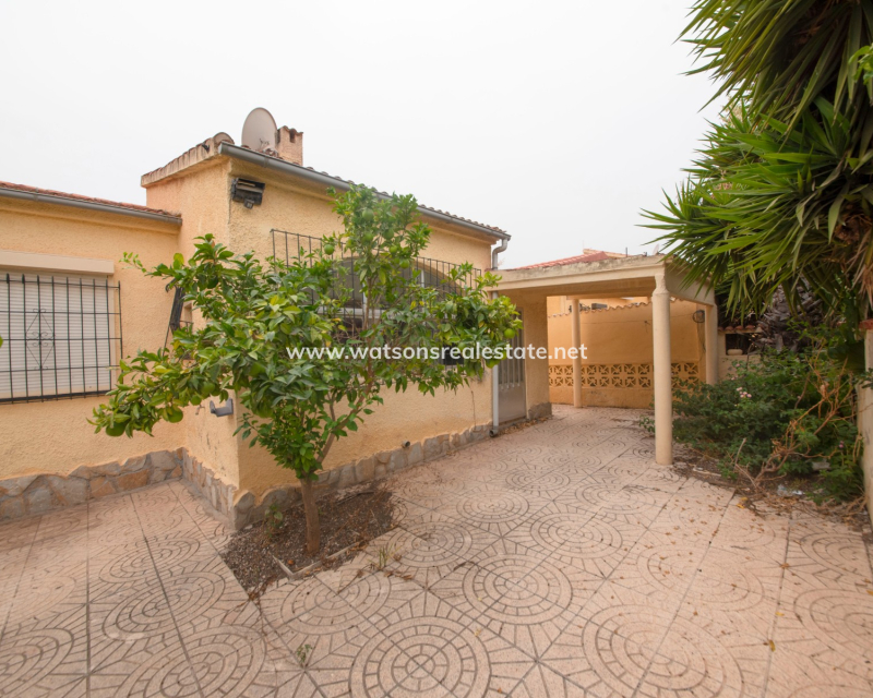 Revente - Maison Individuelle - Urb. La Marina