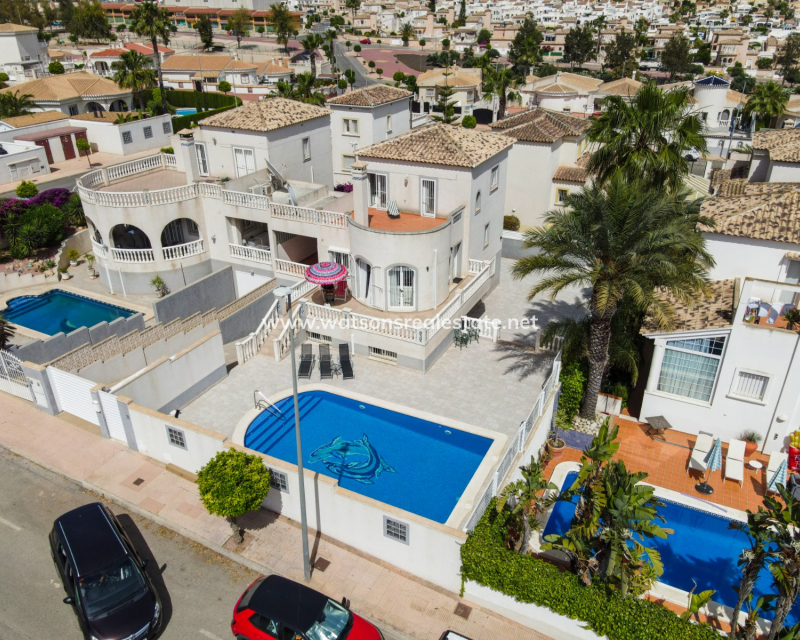 Revente - Maison Individuelle - Urb. La Marina