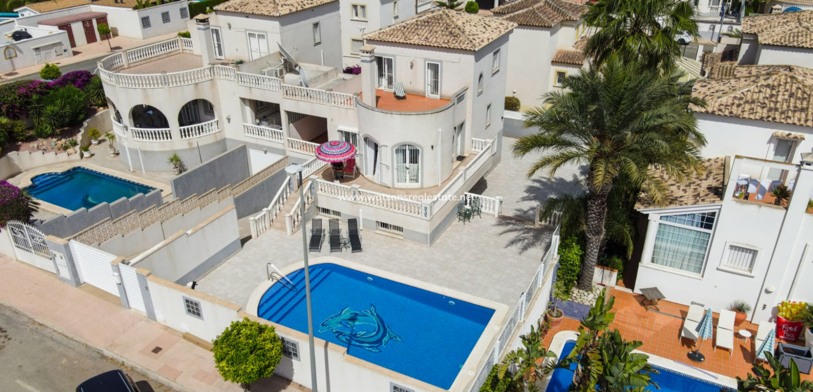Revente - Maison Individuelle - Urb. La Marina