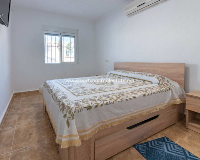 Revente - Maison Individuelle - Urb. La Marina