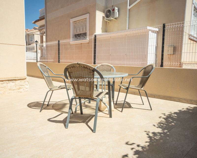 Revente - Maison Individuelle - Urb. La Marina