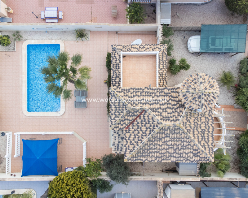 Revente - Maison Individuelle - Urb. La Marina