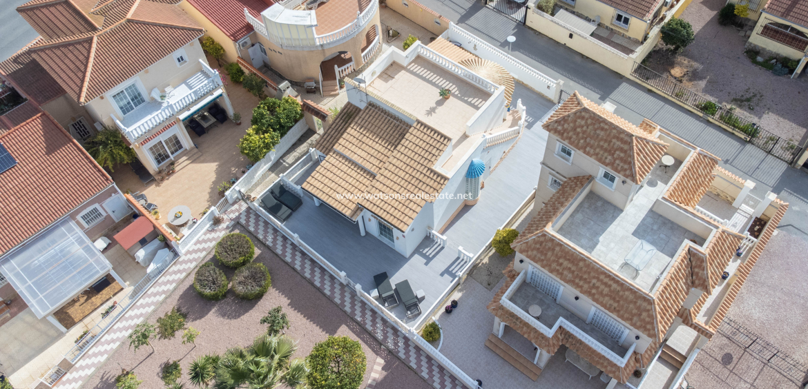 Revente - Maison Individuelle - Urb. La Marina