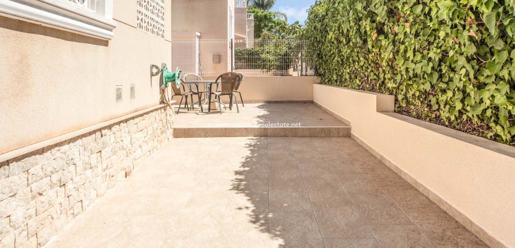 Revente - Maison Individuelle - Urb. La Marina