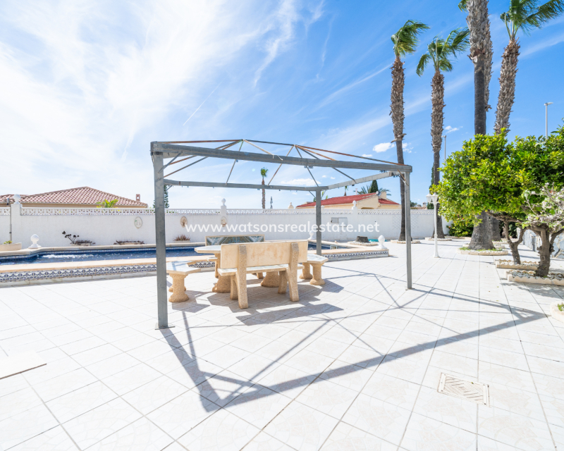 Revente - Maison Individuelle - Urb. La Marina
