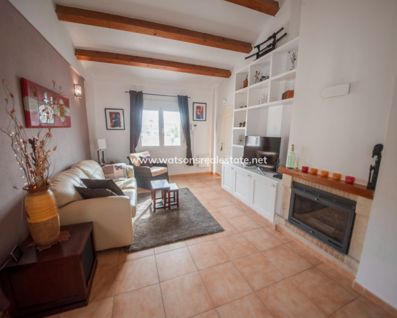 Revente - Maison Individuelle - Urb. La Marina