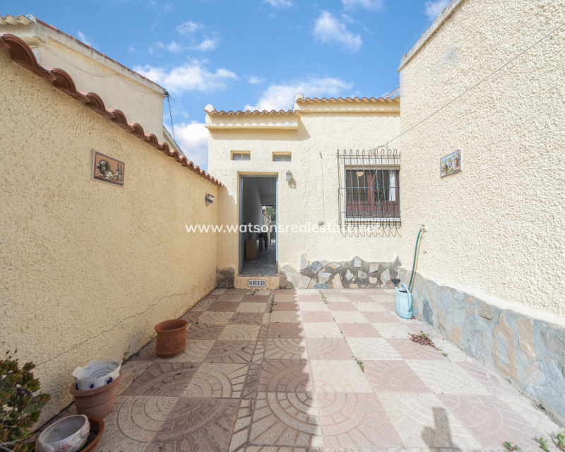 Revente - Maison Individuelle - Urb. La Marina